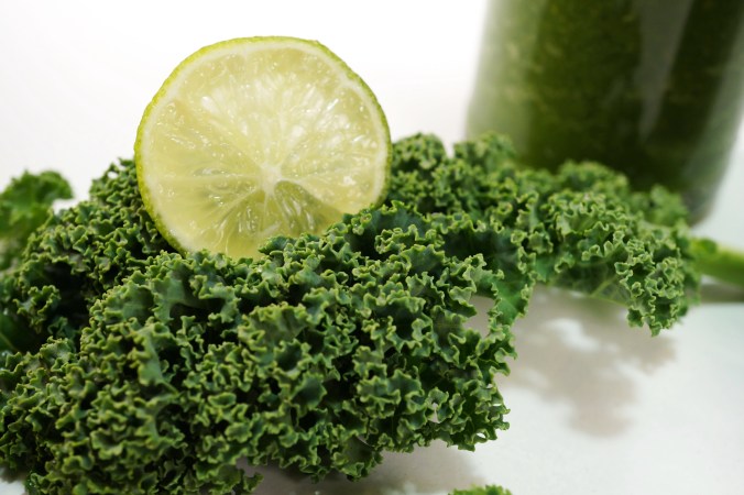 Grünkohl Smoothie Kale DSC09533a.JPG