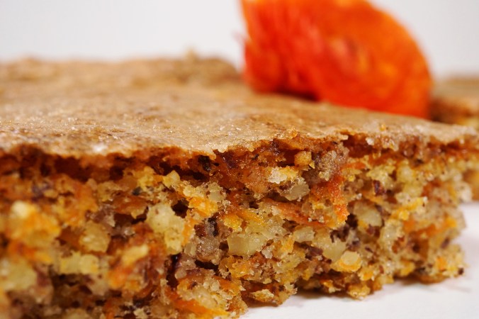 Möhrenkuchen Carrot cake DSC05286a.JPG