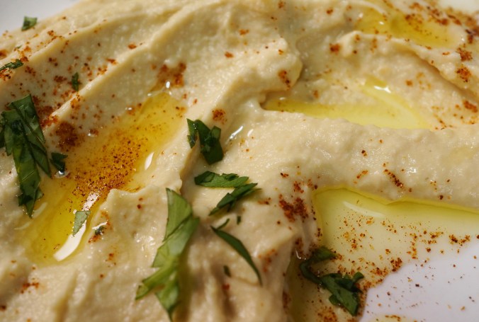 Hummus Kichererbsenpüree DSC00099a.JPG